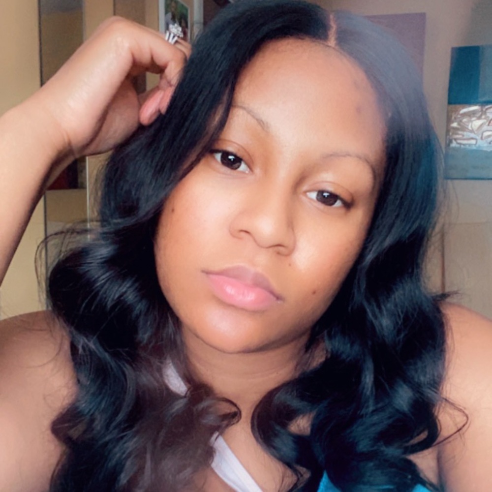 Meet your Posher, Rochelle